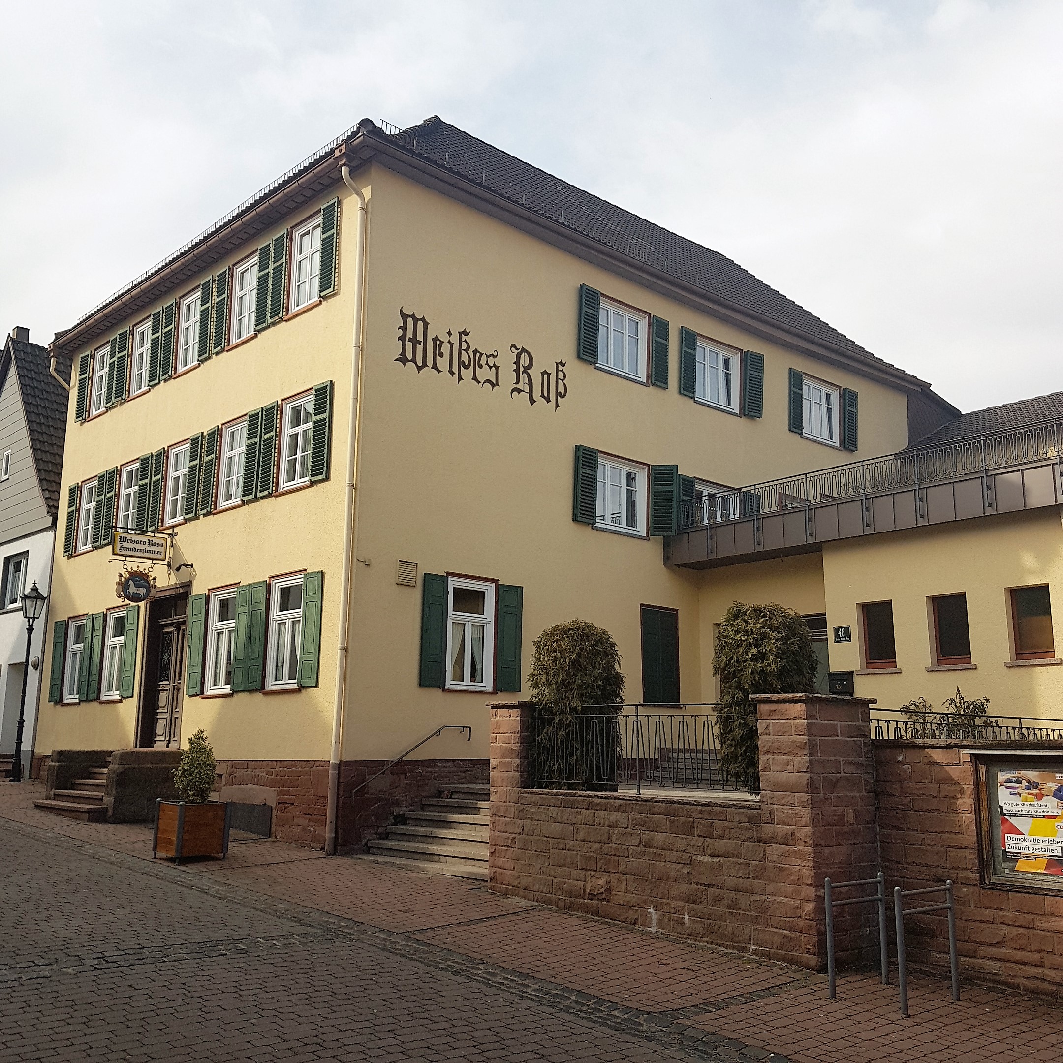 Wir haben bis auf weiteres geschlossen. Infos unter infoätGasthaus-Weisses-Ross.com